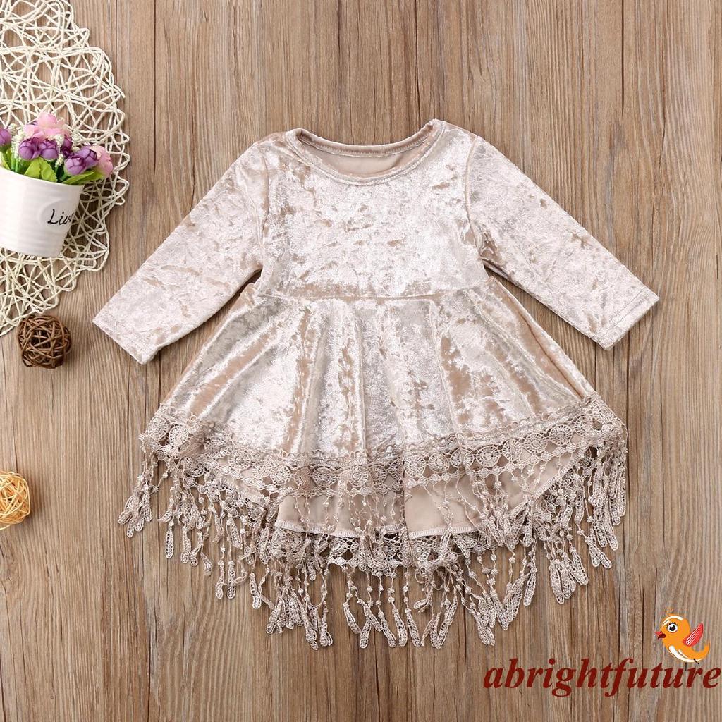 Đầm nhung thắt nơ cho bé gái