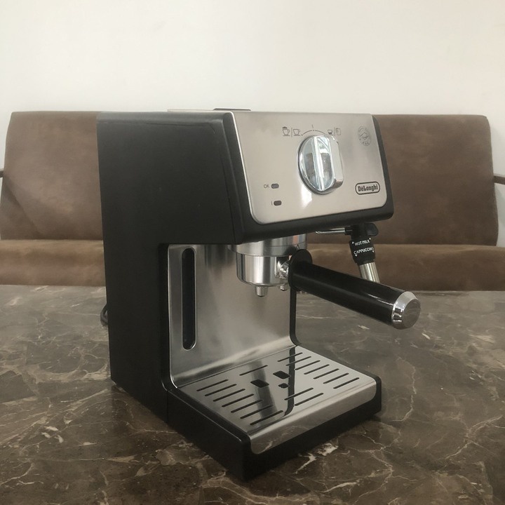 Máy pha cà phê Espresso Delonghi ECP35.31 - Công suất 1100(W) - Áp lực bơm: 15(bar) - BẢO HÀNH 12 THÁNG