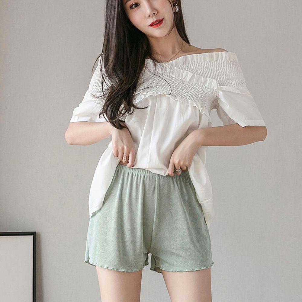 Quần An Toàn Thân Thiện Với Da Bằng Lụa Lạnh Mềm Mại Thân Thiện Với Làn Da Dành Cho Bạn Nữ