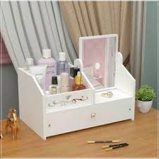 Kệ mỹ phẩm kèm gương trang điểm