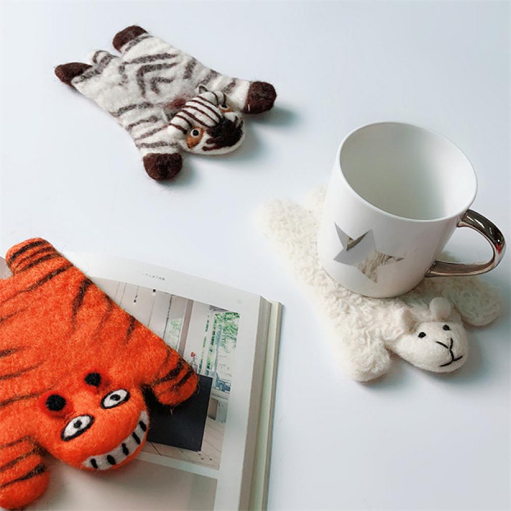 Tấm Lót Ly Bằng Len Họa Tiết Hoạt Hình Dễ Thương H3J7