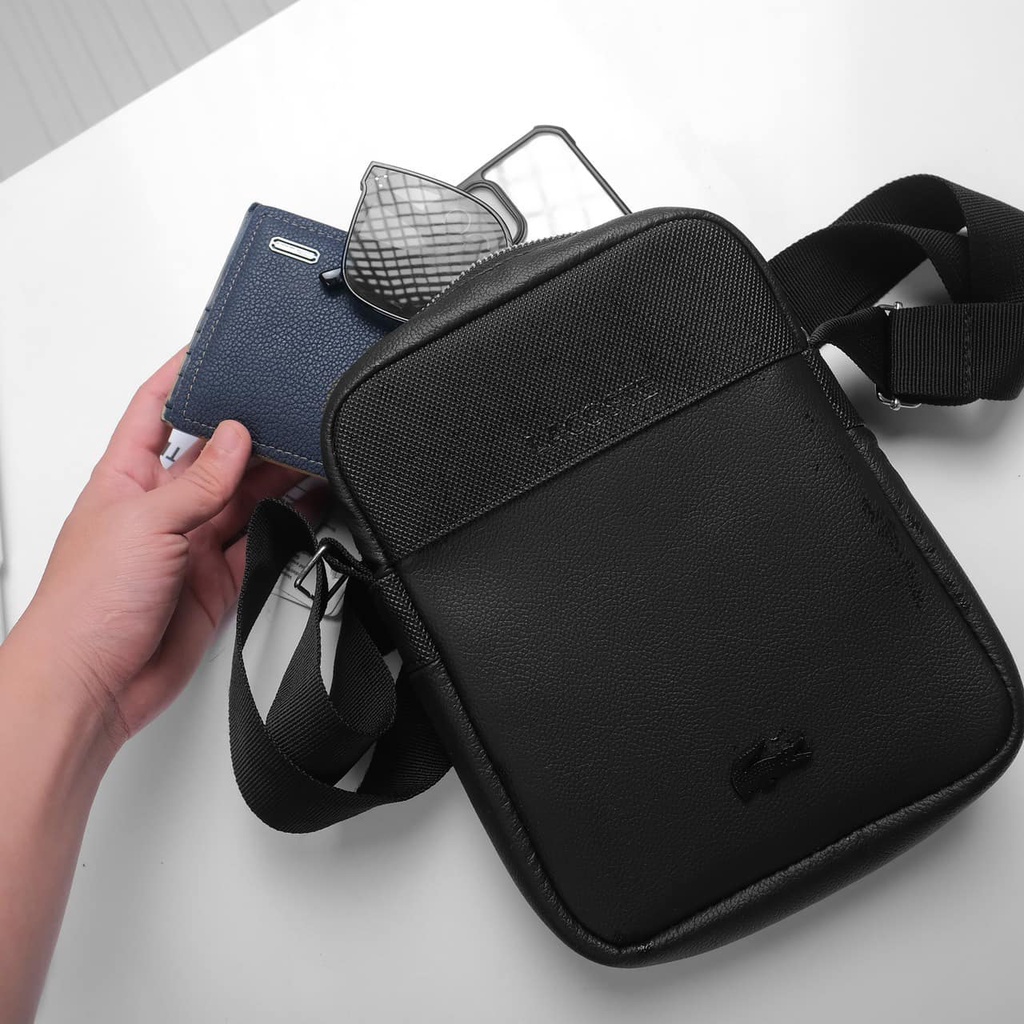 Túi chéo Lacoste New 2022 nhỏ gọn tiện lợi trang nhã