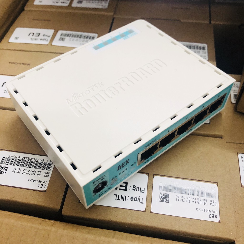 Router Cân Bằng Tải Mikrotik RB750Gr3