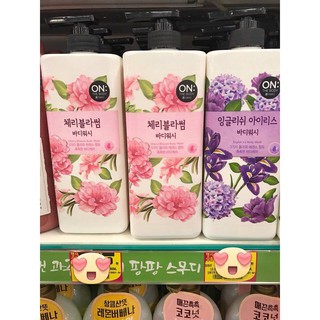 Sữa tắm hương nước hoa ON The Body Hương Hoa Diên Vĩ English Iris 900g