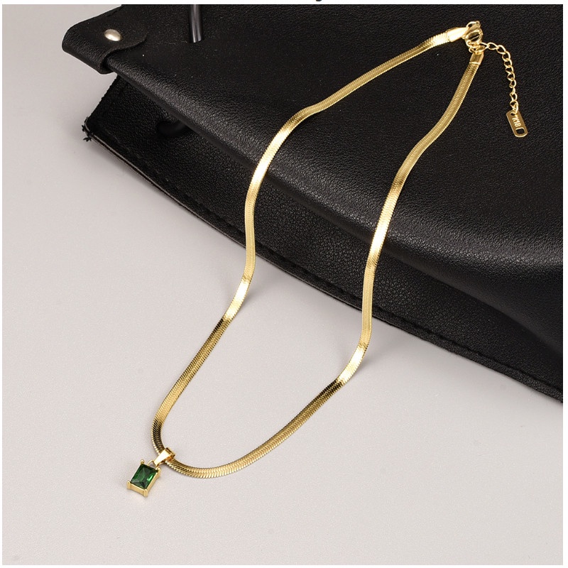 Dây Chuyền Mì Dẹt Mặt Đá Nhân Tạo Hình Vuông Titan Ko Đen TT 4233