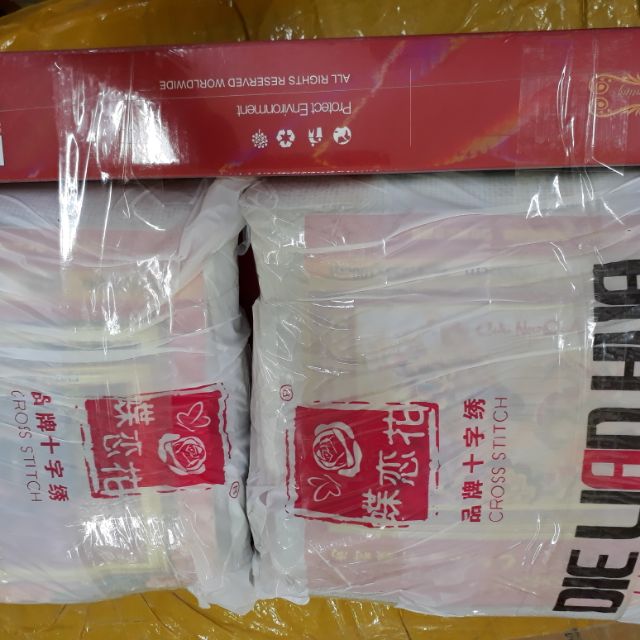 Combo tranh thêu khách đặt