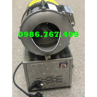 Máy thái sợi, thái lát các loại rau củ trong chế biến thức ăn