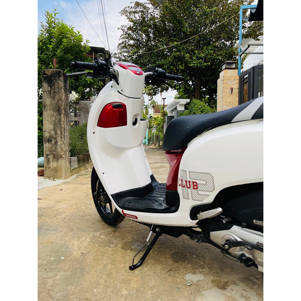 Tem Scoopy - mẫu Club 12