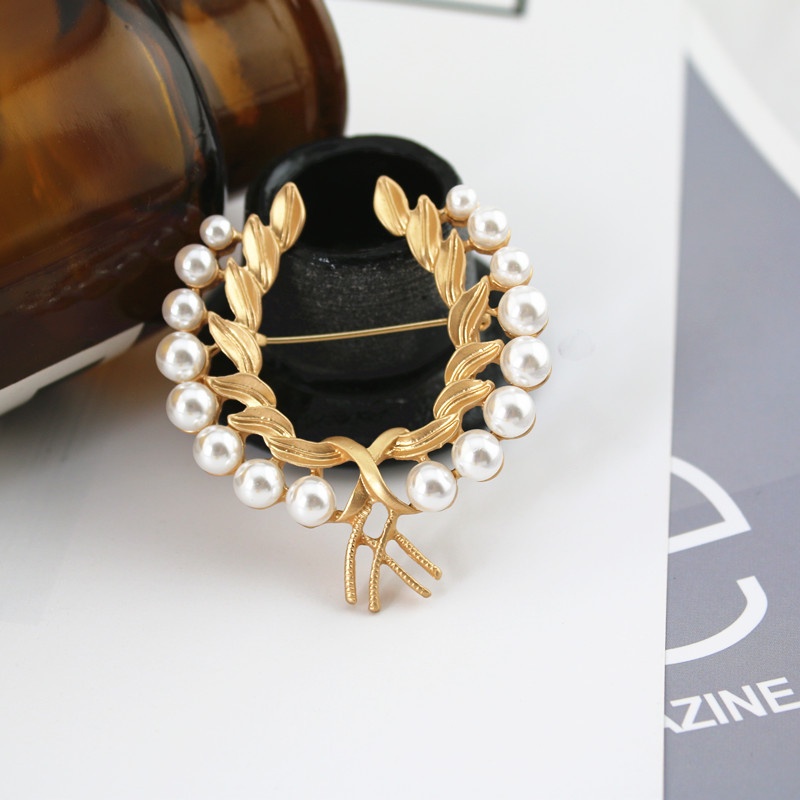 Cài áo cao cấp đính đá Alicia ghim balo, túi xách, charm áo cao cấp - CA04