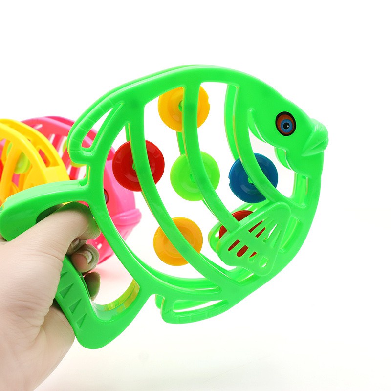 Xúc xắc - lục lạc hình cá cho bé