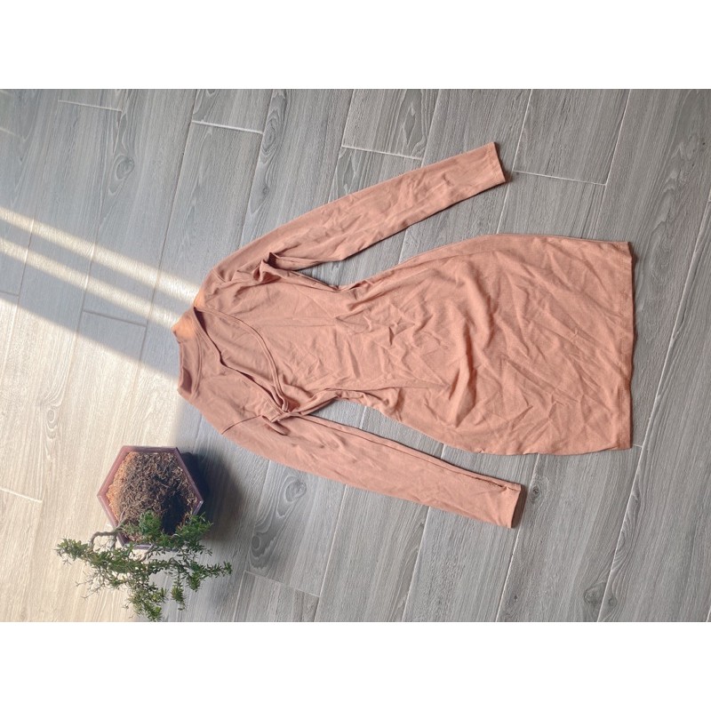 váy len body tay dài khoét xẻ sexy quyến rũ