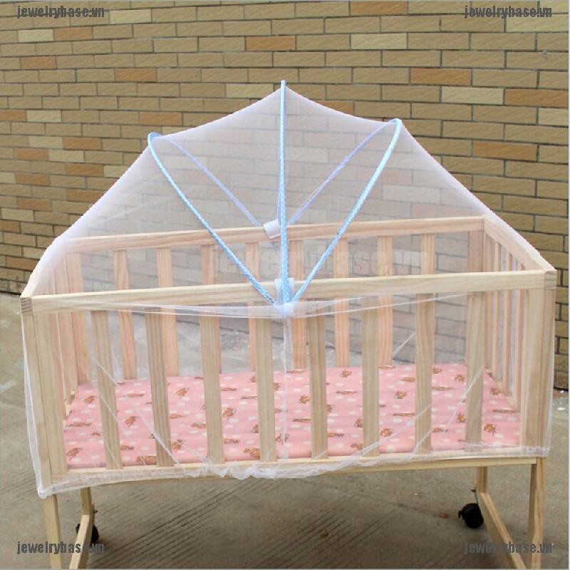 Khung màn lưới chống muỗi tiện dụng cho bé