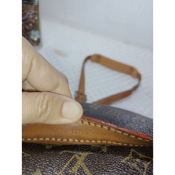 Túi xách si hiệu lv