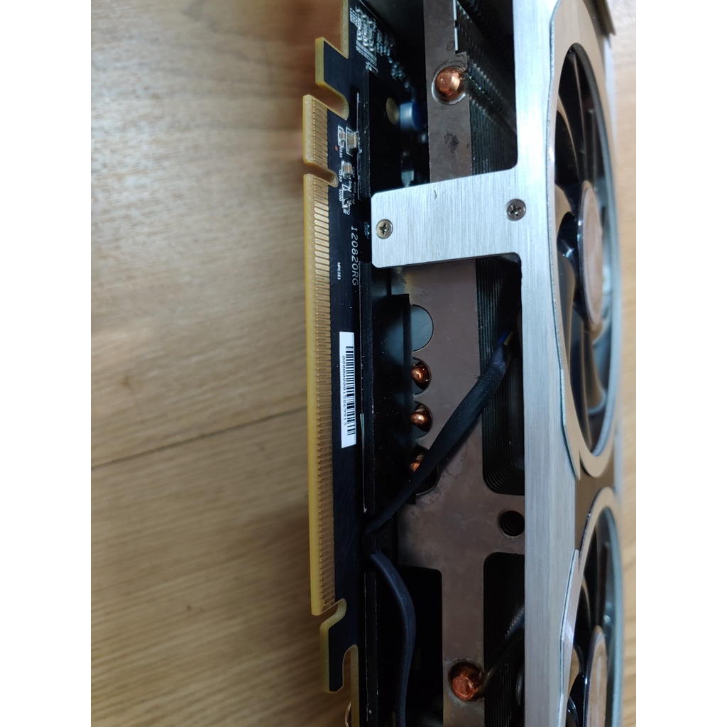 Card màn hình XFX HD 7850 2GD5