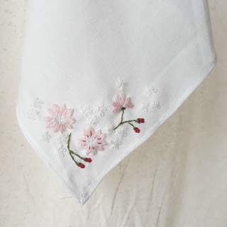 Khăn tay linen premium thêu hoa đào sakura🌸🌸🌸