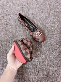 Giày bệt lv