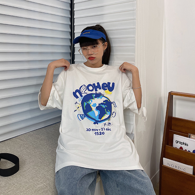 Áo thun tay ngắn in hình trái đất phong cách Hàn Quốc thời trang cho nữ