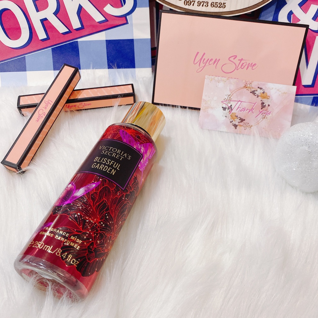 Blissful Garden - Xịt thơm toàn thân body mist Victoria's Secret Trái cây