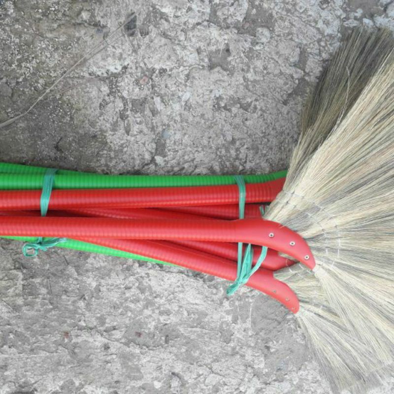 combo 10 cây chổi cán nhựa
