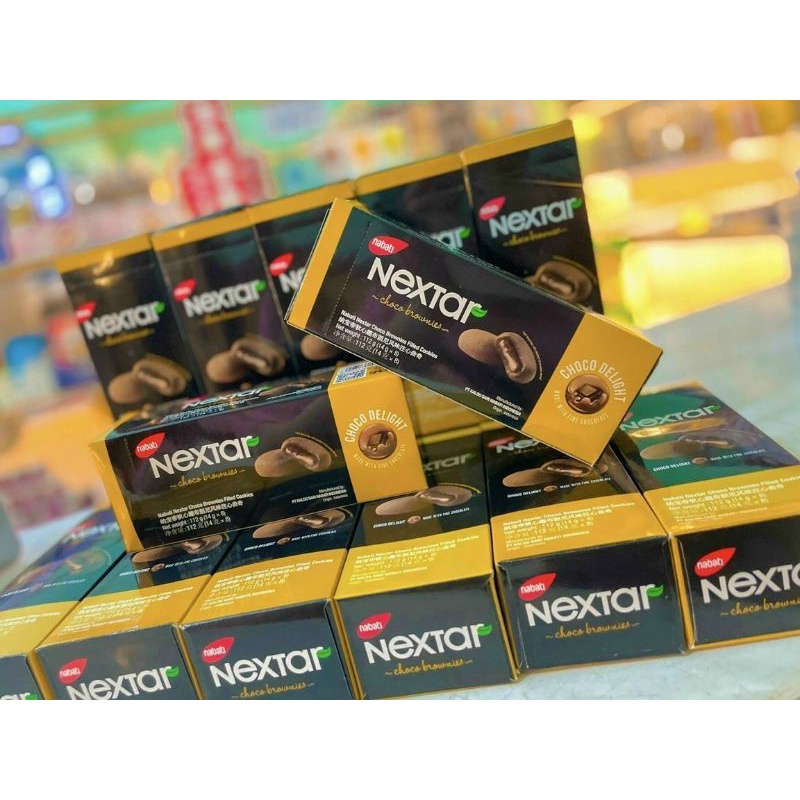 Hộp 8 bánh chocolate Nabati Nextar thơm ngon 112 g .