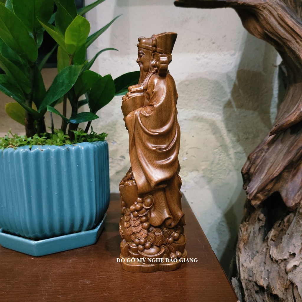 Tượng thần tài bằng gỗ thơm mẫu mới cao 20 cm