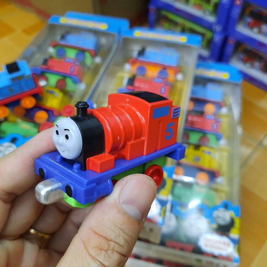 Bộ xe mô hình tàu hỏa Thomas mini bằng hợp kim gồm 4 xe