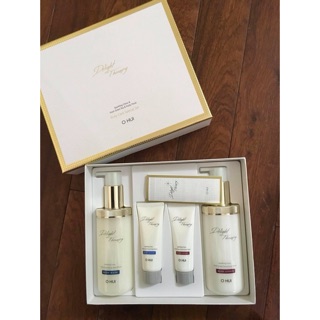 Set sữa tắm và dưỡng thể Ohui