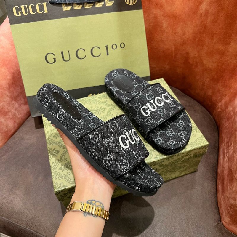 Dép Gucci thêu siêu Hot.