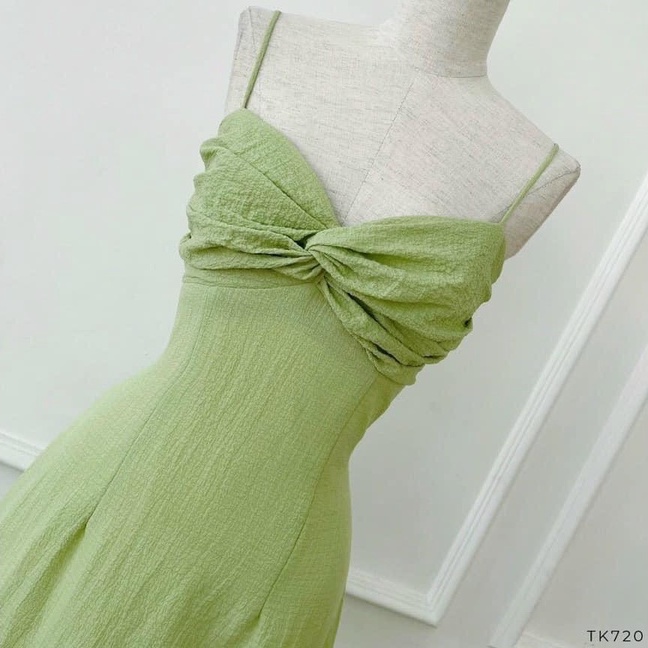 Đầm 2 dây xoắn ngực chất xốp nhún siêu xinh