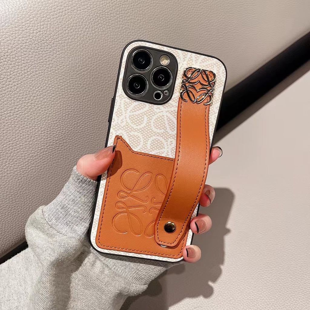 Ốp Điện Thoại Da Mềm Chống Rơi Có Quai Cầm Tay Màu Nâu Cho Iphone 14ProMax 13Promax 12 11 Pro Max