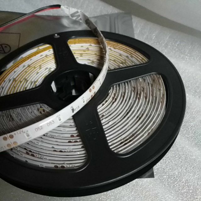 Dây led 12v 3528 có keo silicon chống mưa