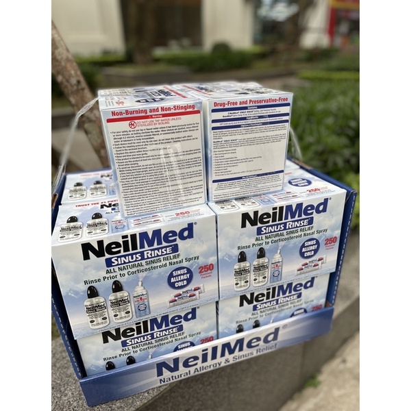 Set bình rửa + bình xịt + muối Neilmed