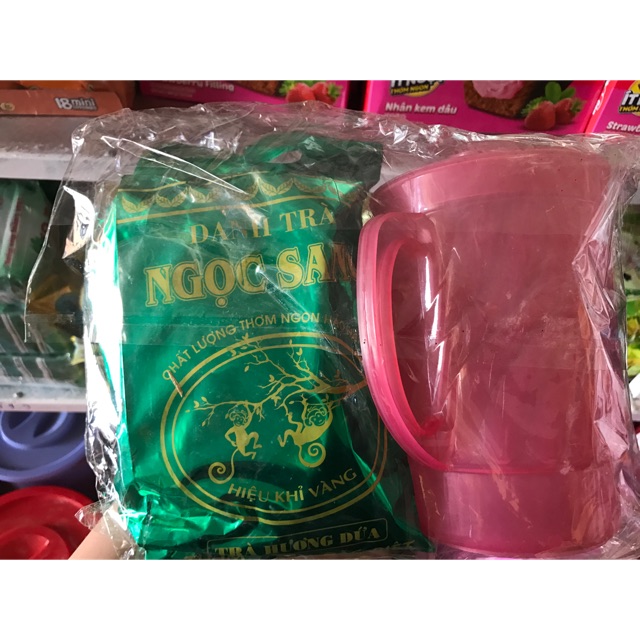 Trà sâm dứa 300g tặng ca