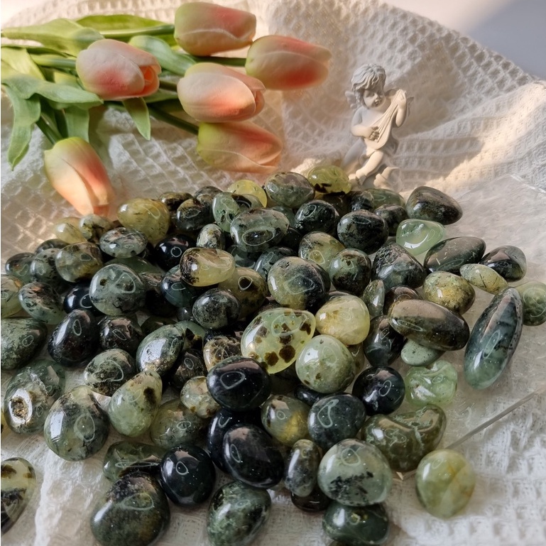 Viên đá thanh tẩy thach anh Prehnite tóc xanh tự nhiên dùng trong Tarot, Reiki, Thiền định, đá phong thủy