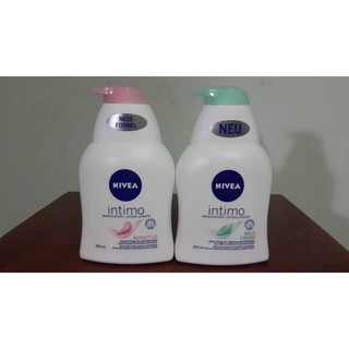 Dung Dịch Vệ Sinh Phụ Nữ Nivea Intimo