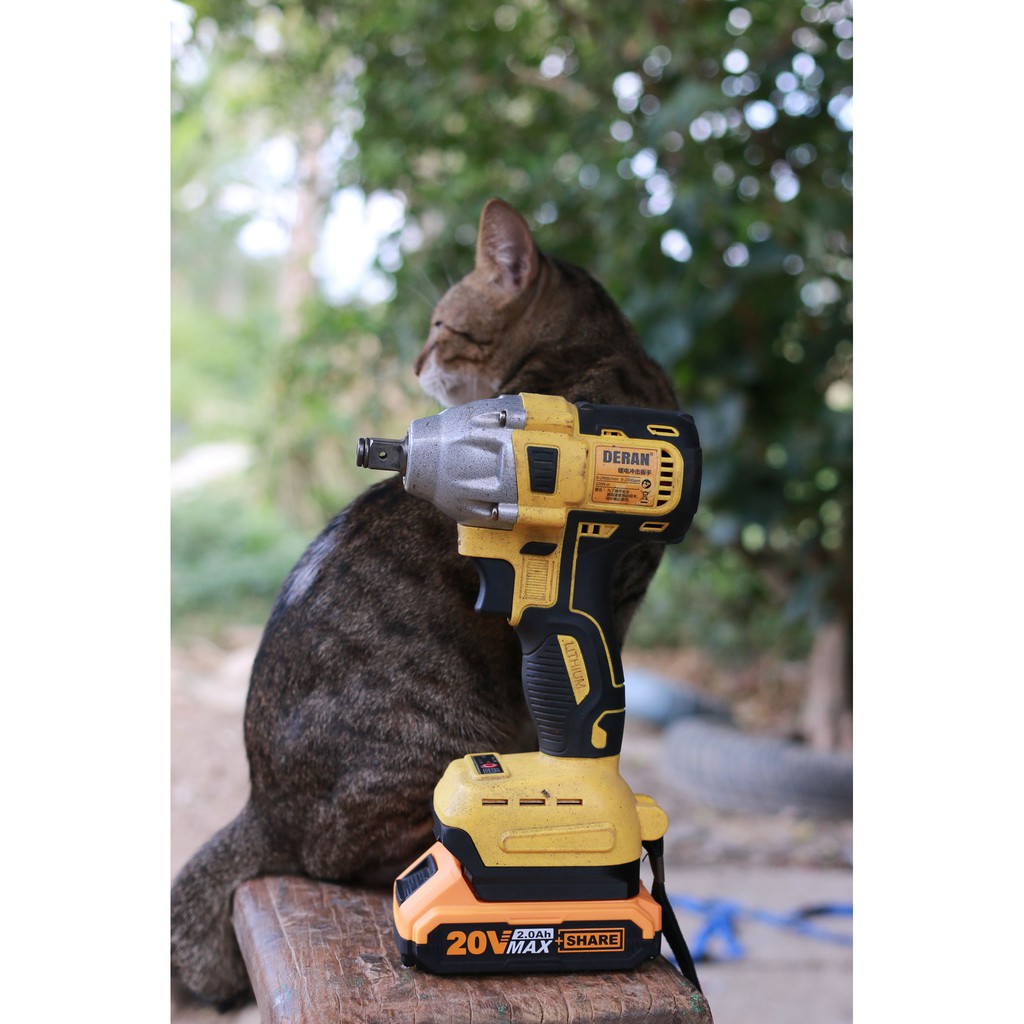 Đế chuyển pin Ingco Total 20v cho máy Makita