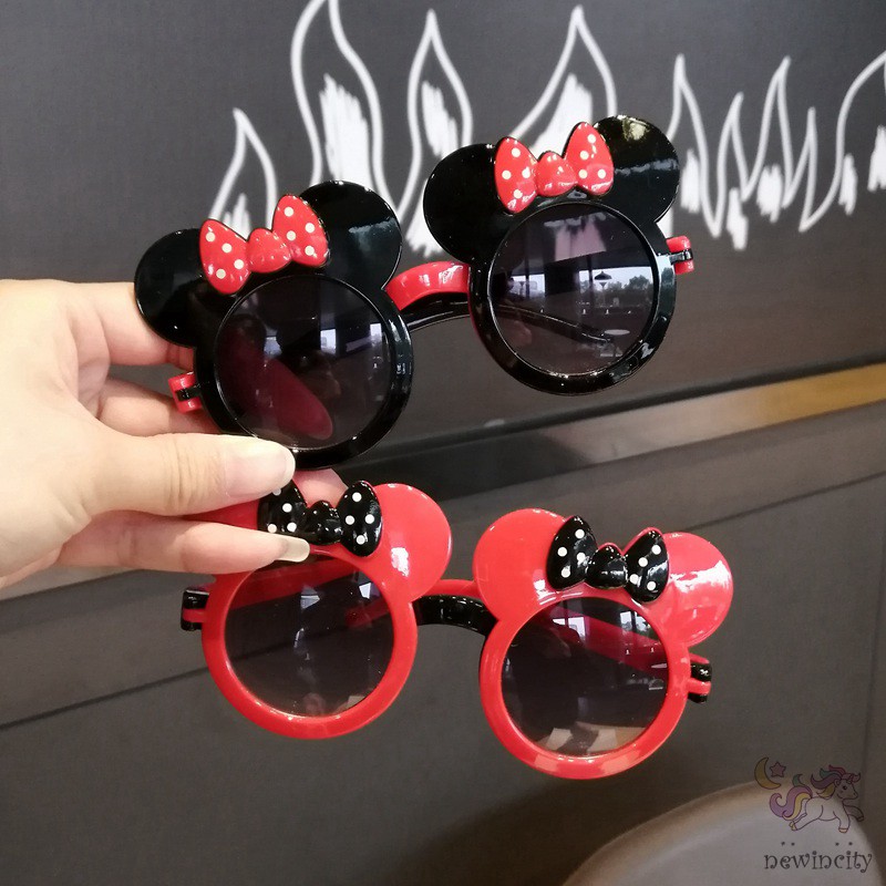 Kính Mát Chống Tia UV Kiểu Dáng Hoạt Hình Dễ Thương Cho Bé