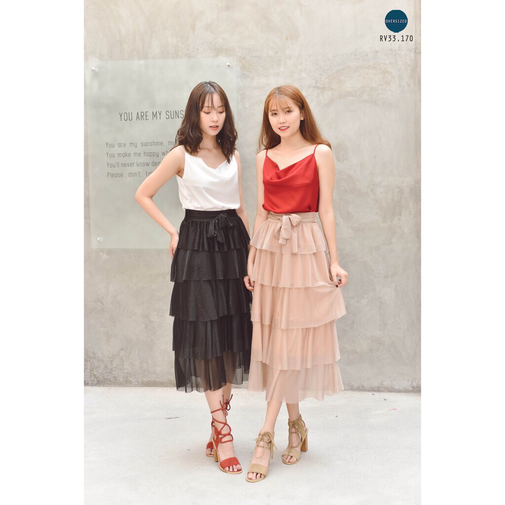 Chân váy 5 tầng dài lấp lánh nổi bật | BigBuy360 - bigbuy360.vn