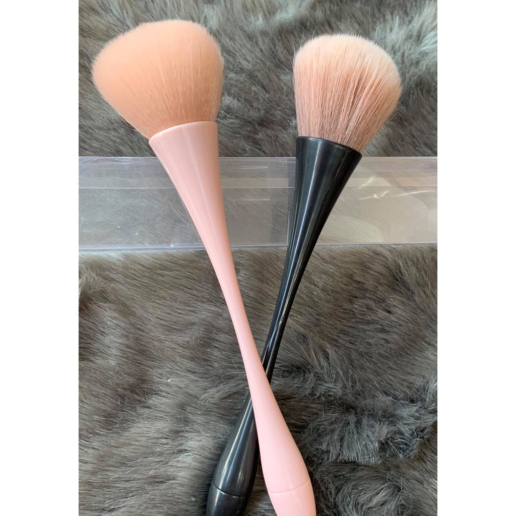 Chổi Phủi Bụi Đẹp (Nail Brush)