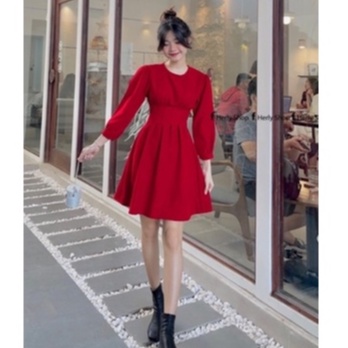 Đầm tay dài xòe