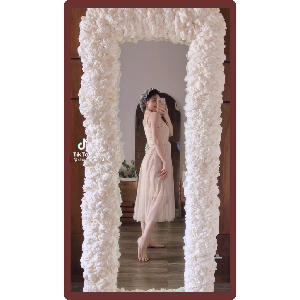 Keo xịt bọt nở dùng trang trí gương mây bồng bềnh , loại FOAM hàng chính hãng, keo trám khe hở