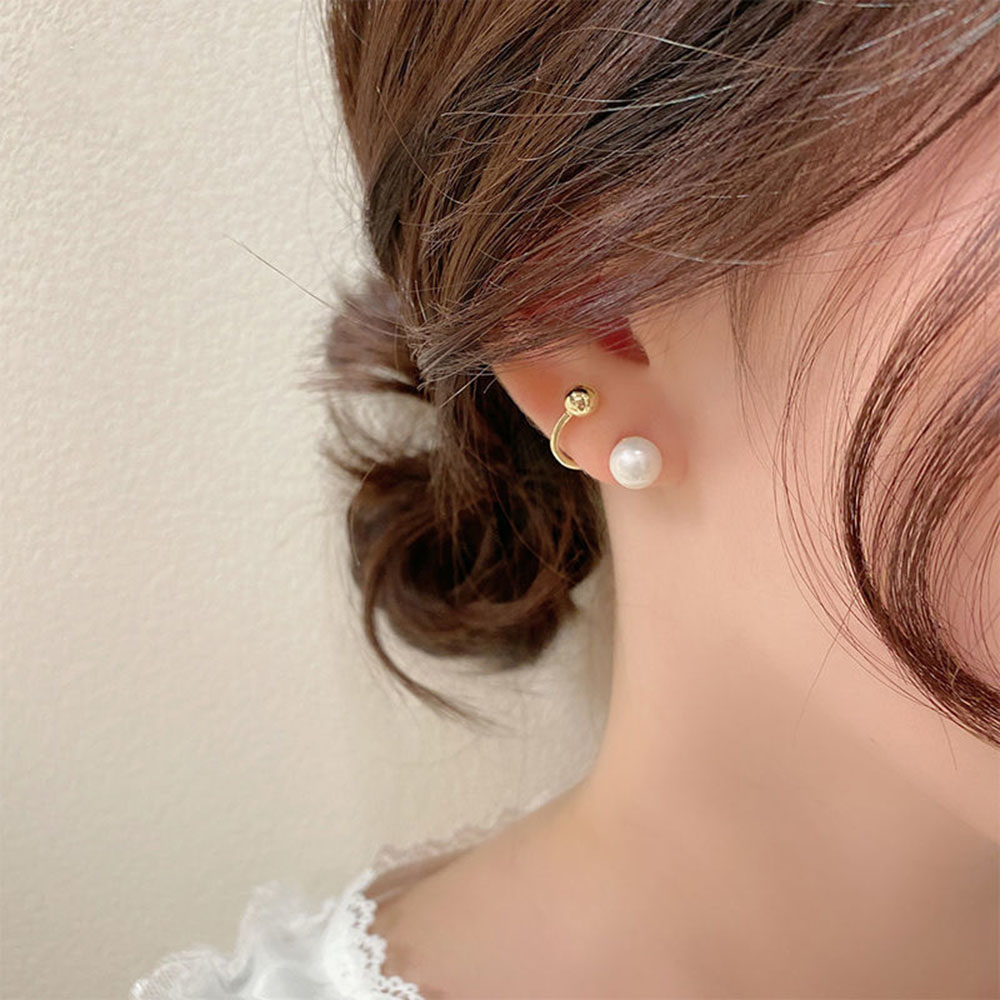 Khuyên tai đính ngọc trai đơn giản đáng yêu