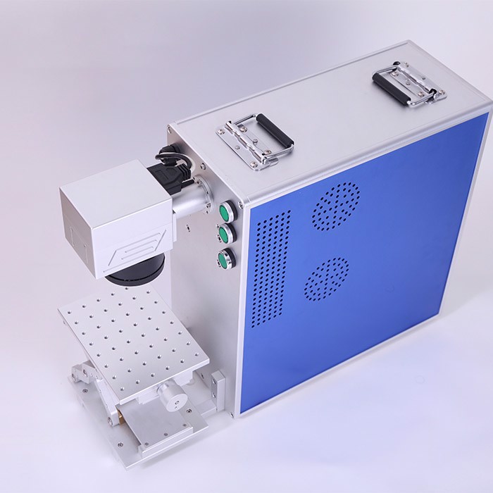 Máy khắc laser fiber trên nhiều chất liệu Aturos MAX 02 khắc logo, hình ảnh, date, hạn sử dụng, mã vạch, mã QR (20W, 30W