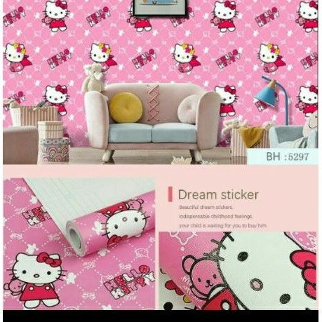 Giấy Dán Tường Hình Hello Kitty Đôi Cánh