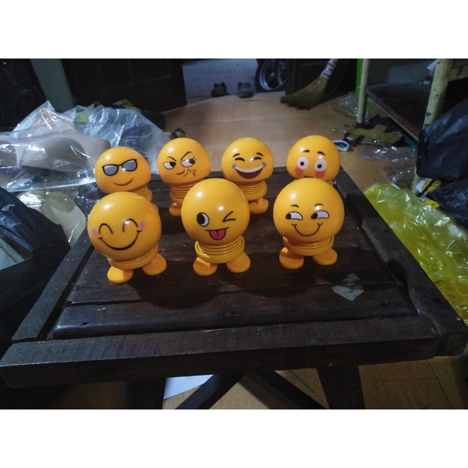 Sỉ thú nhún lò so Emoji có đèn nháy