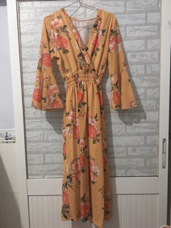 Đầm maxi siêu xinh ( kéo qua xem nhiều kiểu)