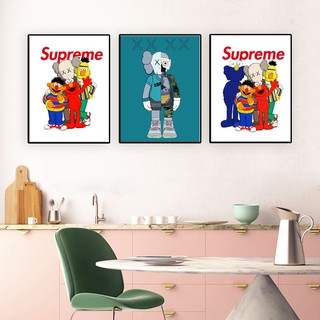 Tranh treo tường trang trí hình Kaws Sesame Street dễ lắp đặt