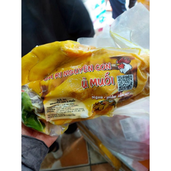 Gà Ri Ủ Muối Nguyên Con