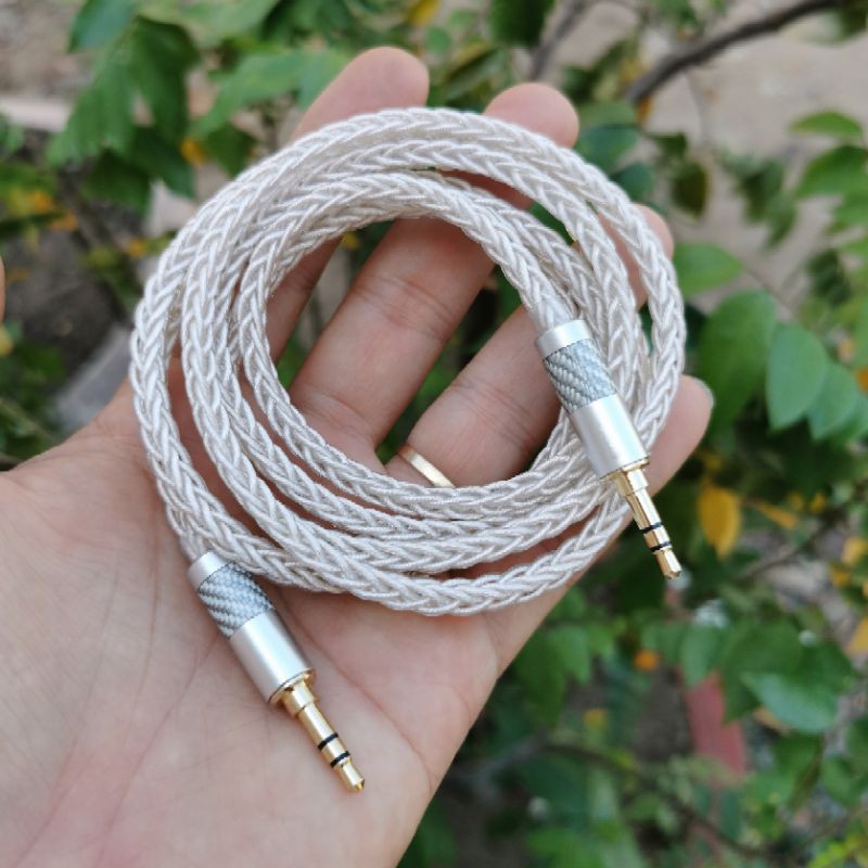 Cáp cho tai nghe 2 đầu cắm 3.5mm.