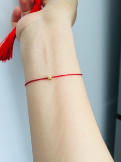 Vòng chỉ đỏ soi mảnh nhỏ xíu xinh xinh Mic charm